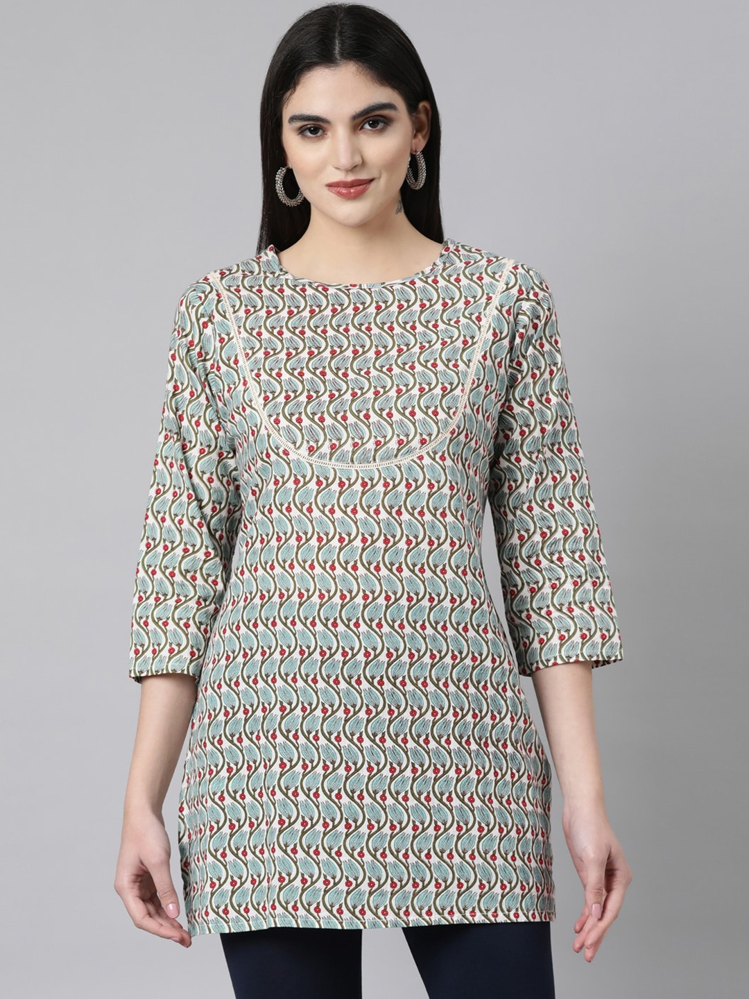 

Souchii Abstract Printed Cotton Kurta, Assorted