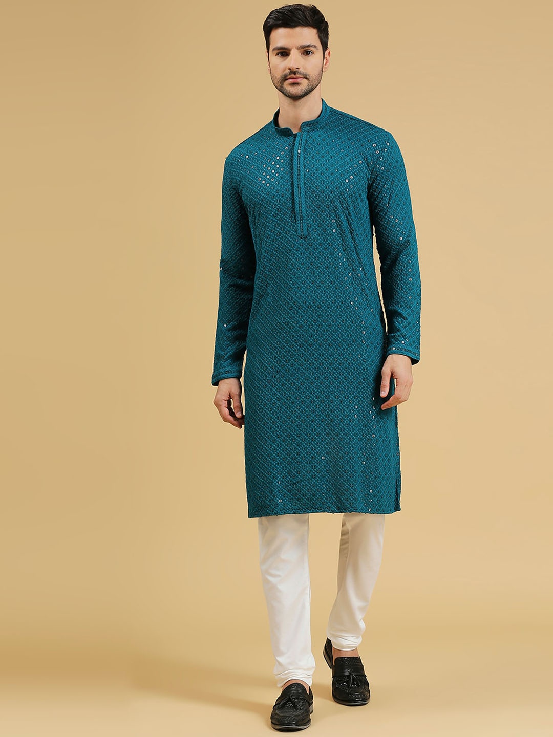 

RAJUBHAI HARGOVINDAS Geometric Embroidered Sequinned Straight Kurta, Teal