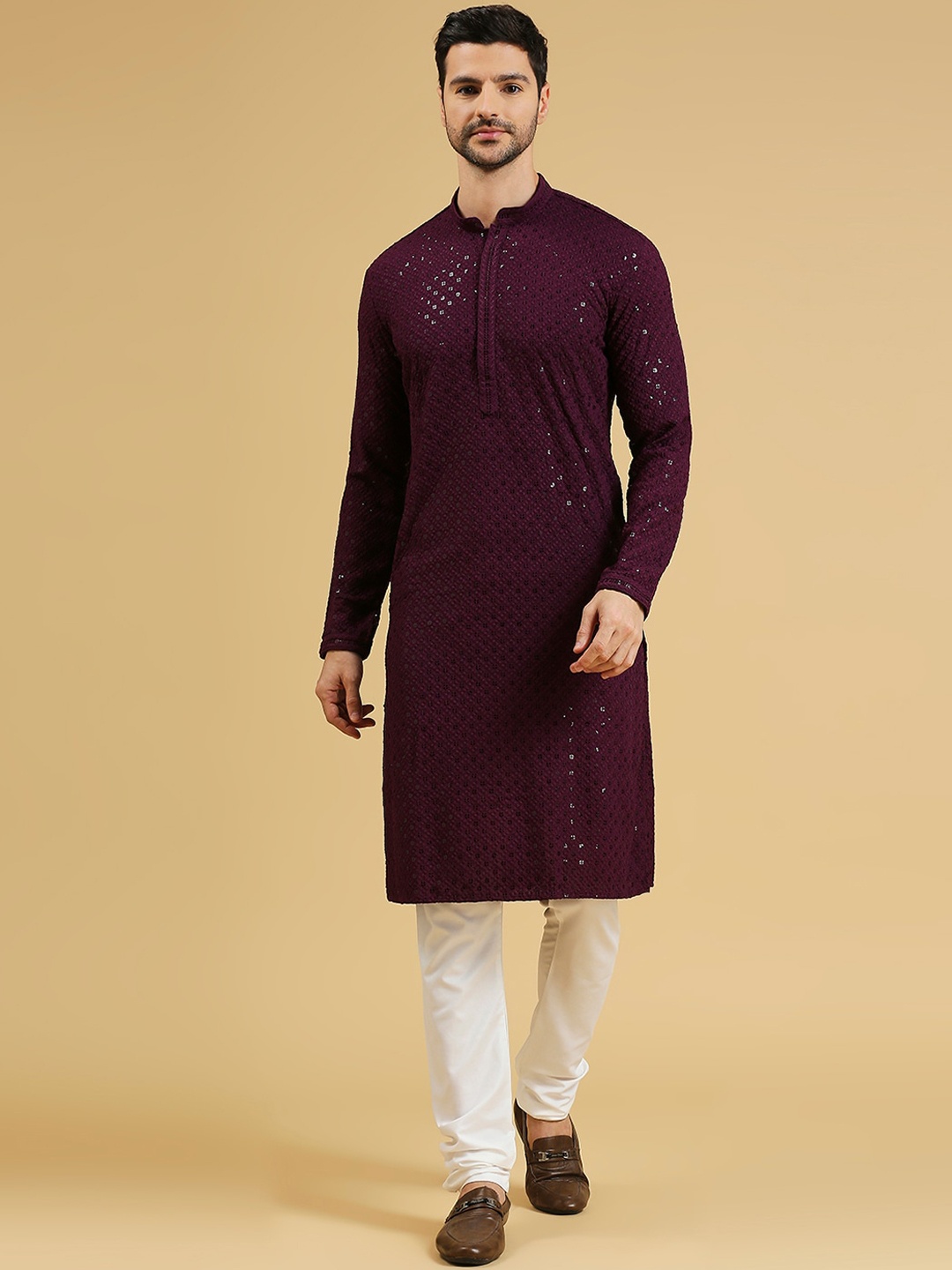 

RAJUBHAI HARGOVINDAS Geometric Embroidered Sequinned Straight Kurta, Purple