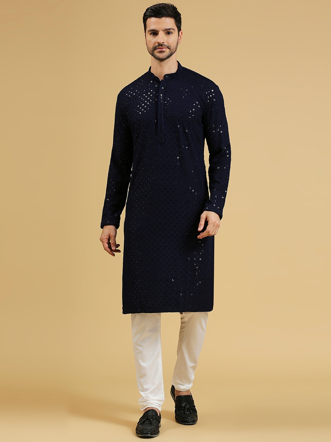 

RAJUBHAI HARGOVINDAS Chikankari Embroidered Sequined Straight Kurta, Navy blue