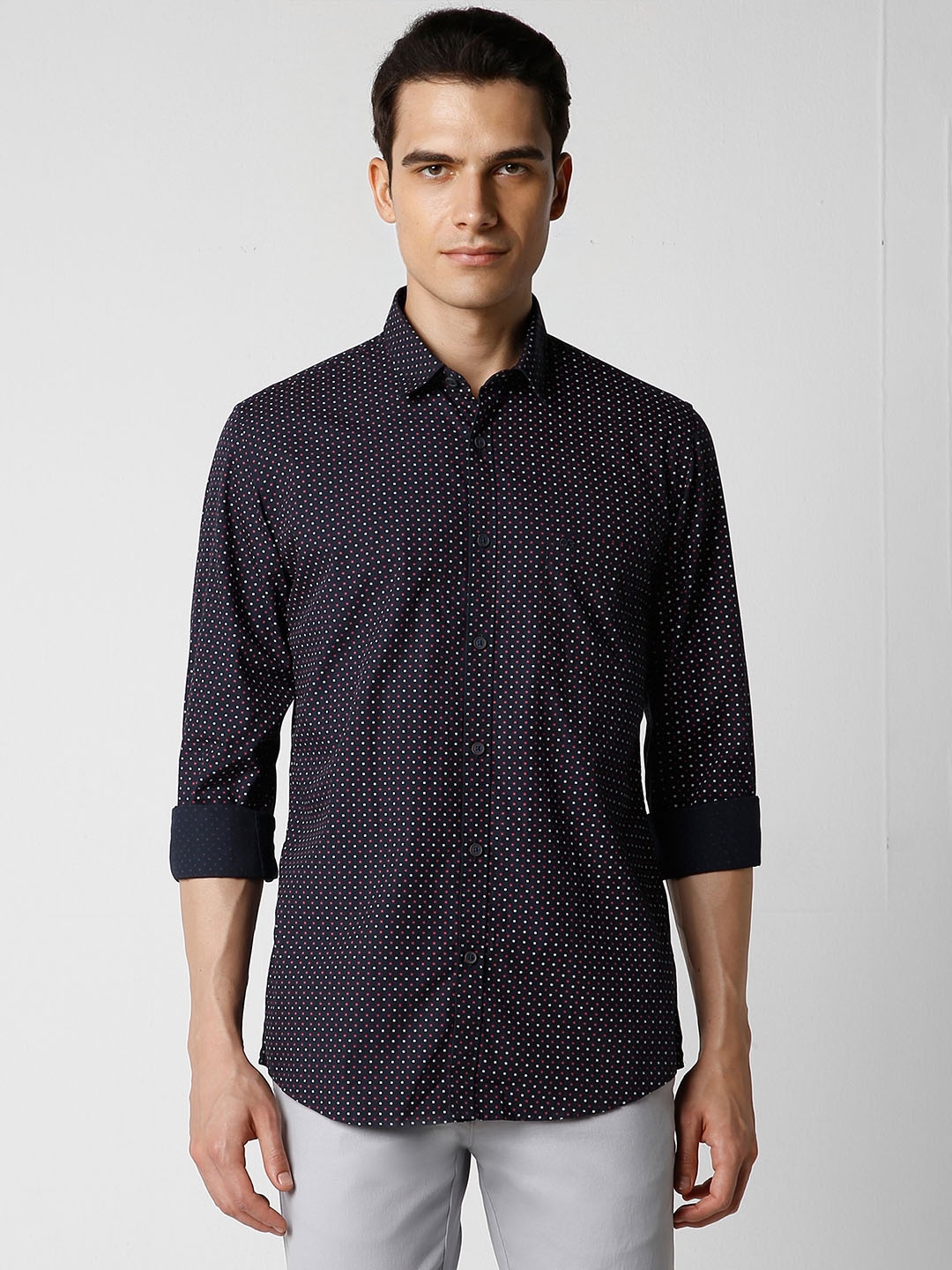 Peter England Casuals Slim Fit Micro Ditsy Printed Spread Collar Cotton Casual Shirt, Navy blue