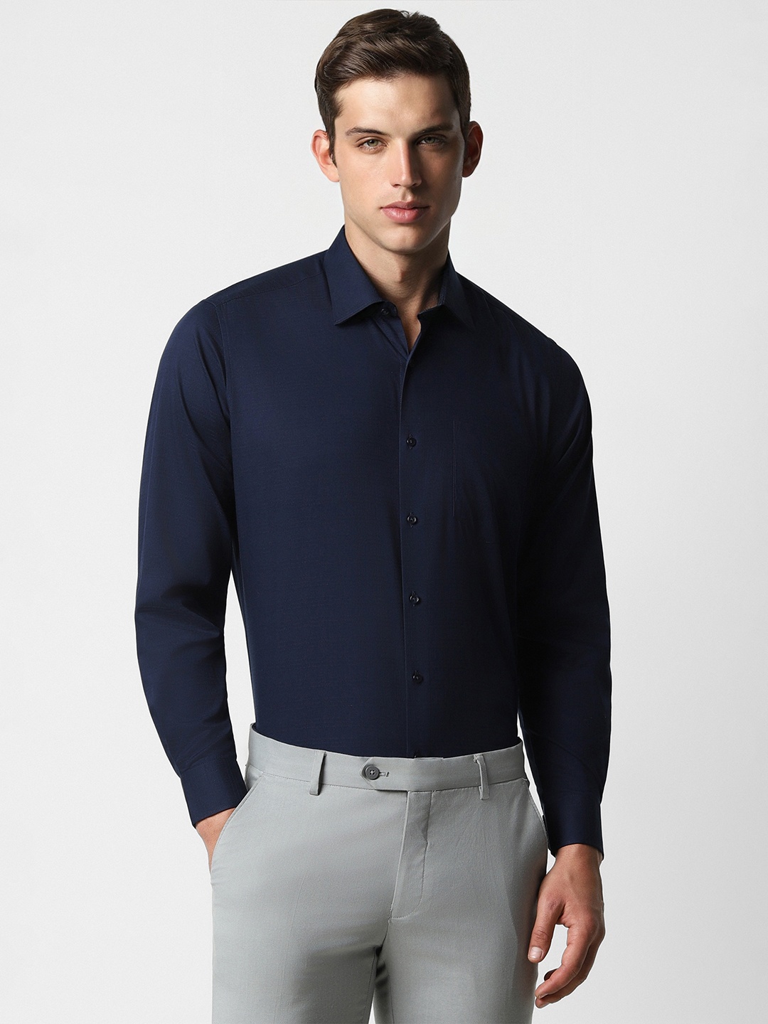 

Van Heusen Textured Long Sleeves Pure Cotton Formal Shirt, Navy blue