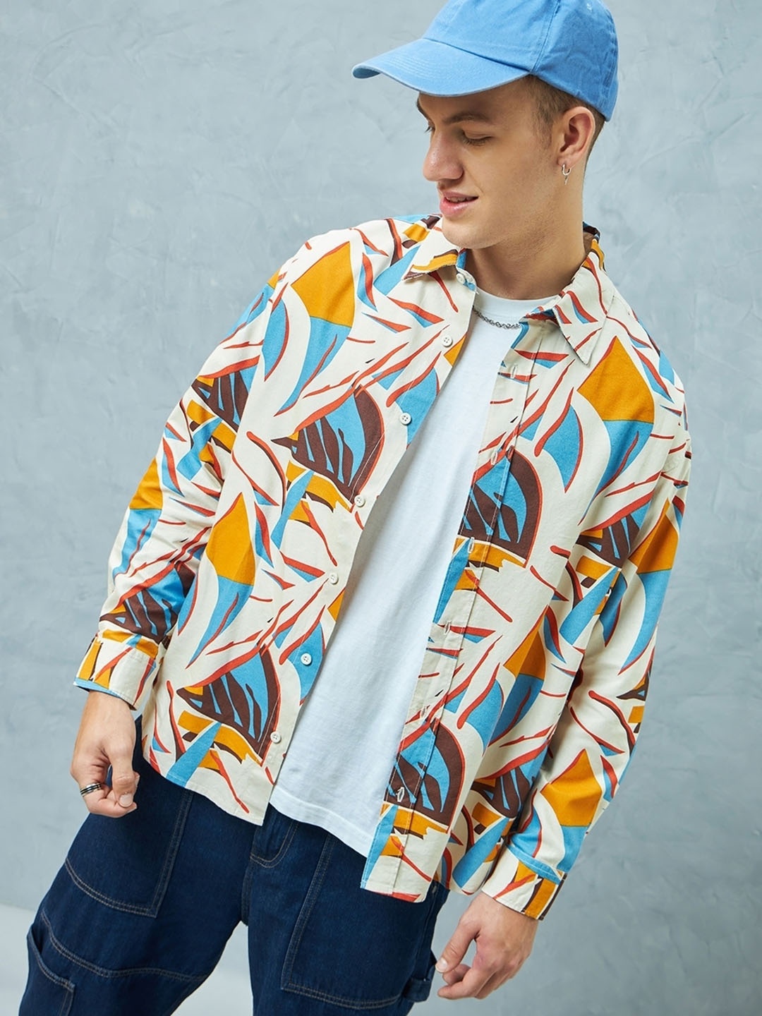 Bewakoof Cream-Coloured Oversized Abstract Printed Spread Collar Cotton Casual Shirt