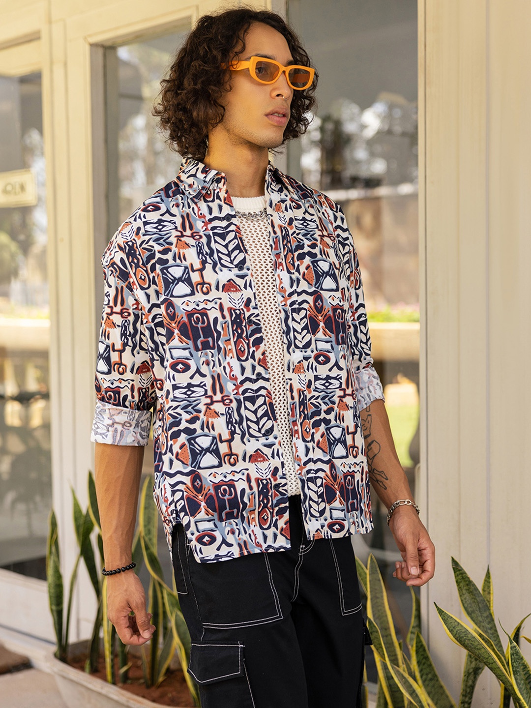 

Bewakoof Blue Oversized Abstract Printed Spread Collar Cotton Casual Shirt