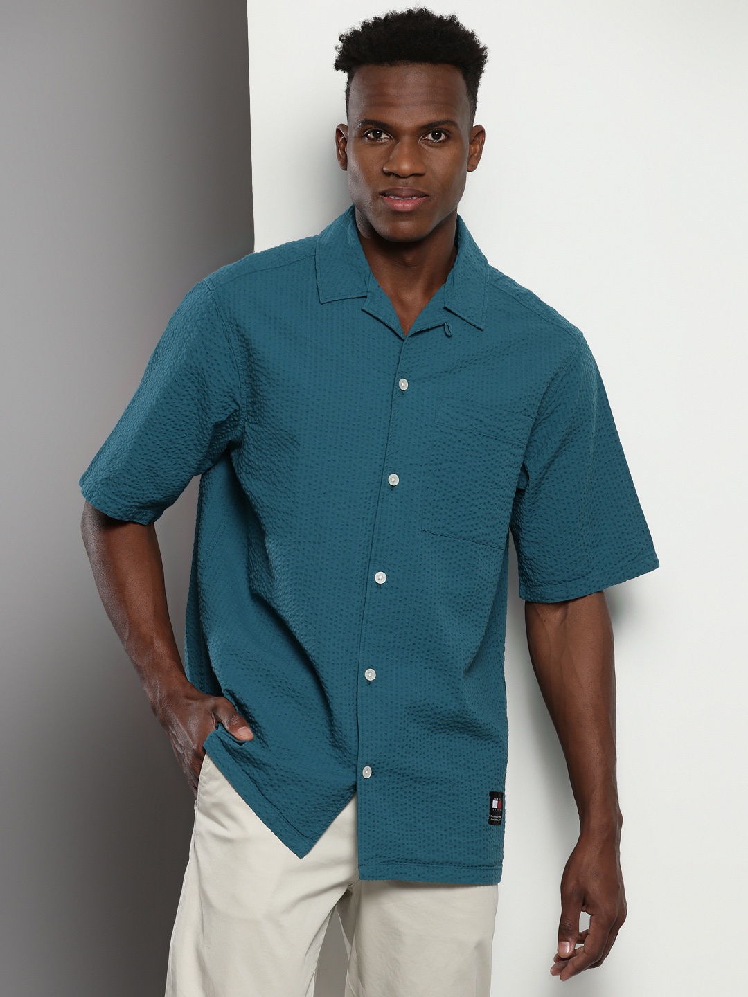 

Tommy Hilfiger Textured Cotton Casual Shirt, Blue