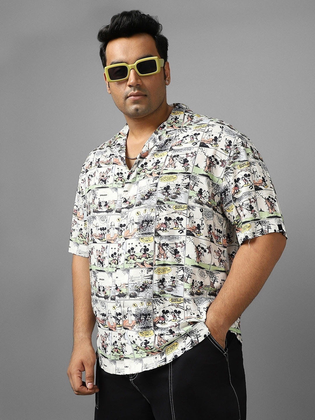 

Bewakoof Plus Size Printed Oversized Casual Shirt, White