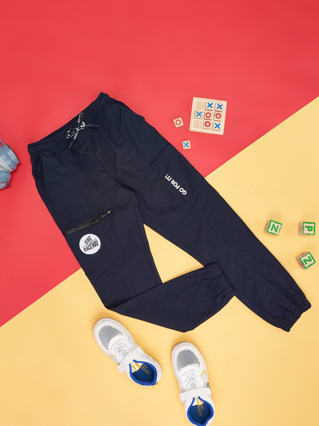 

Pantaloons Junior Boys Printed Pure Cotton Slim-fit Joggers, Navy blue