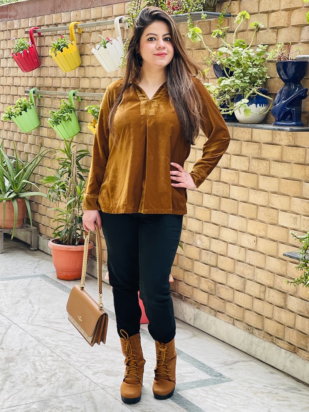 

LAKHINA COUTURE Shirt Collar Long Sleeves Top, Brown