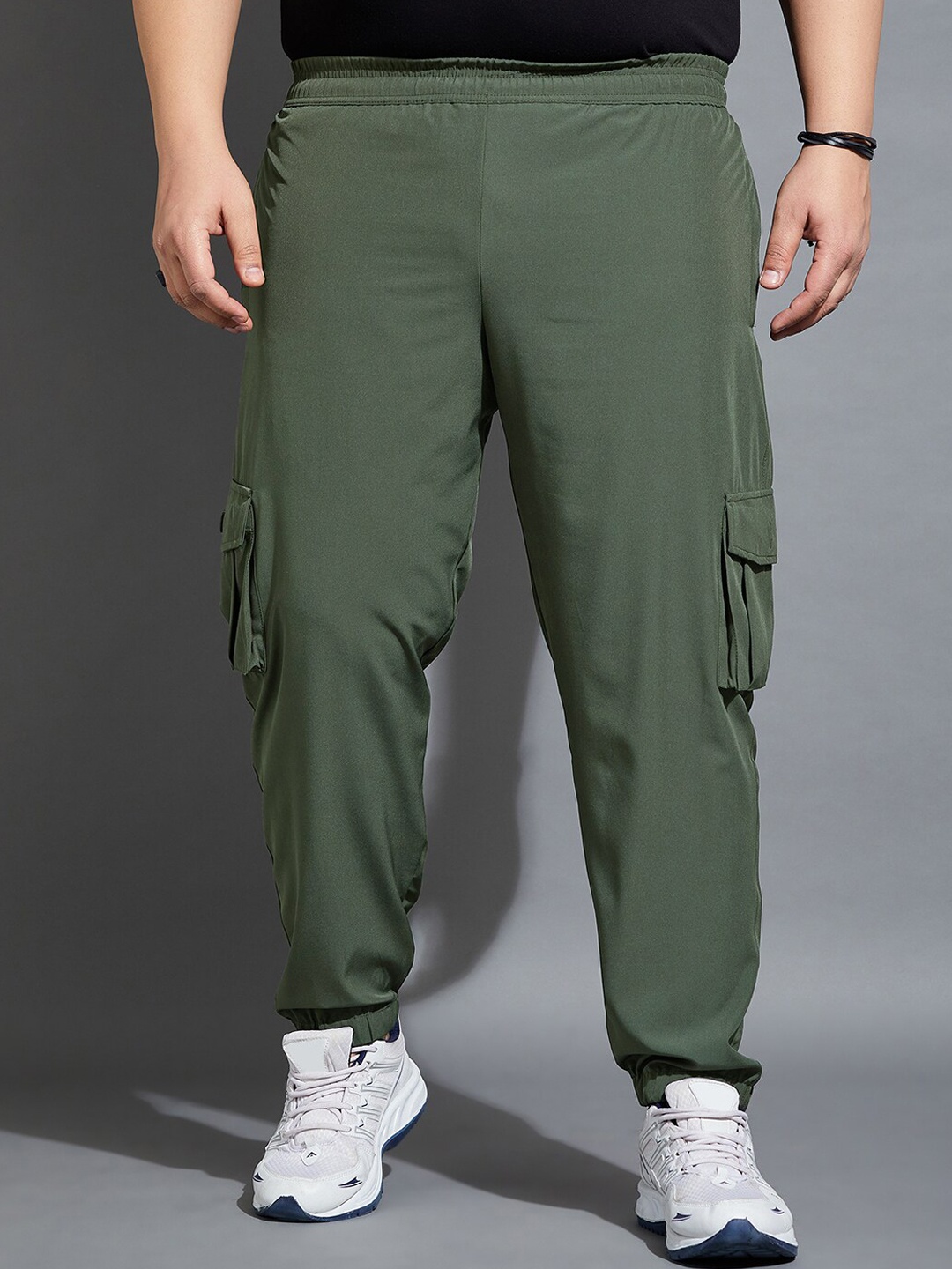 

bigbanana Plus Size Men Cotton Loose-Fit Mid-Rise Cargo Jogger, Green