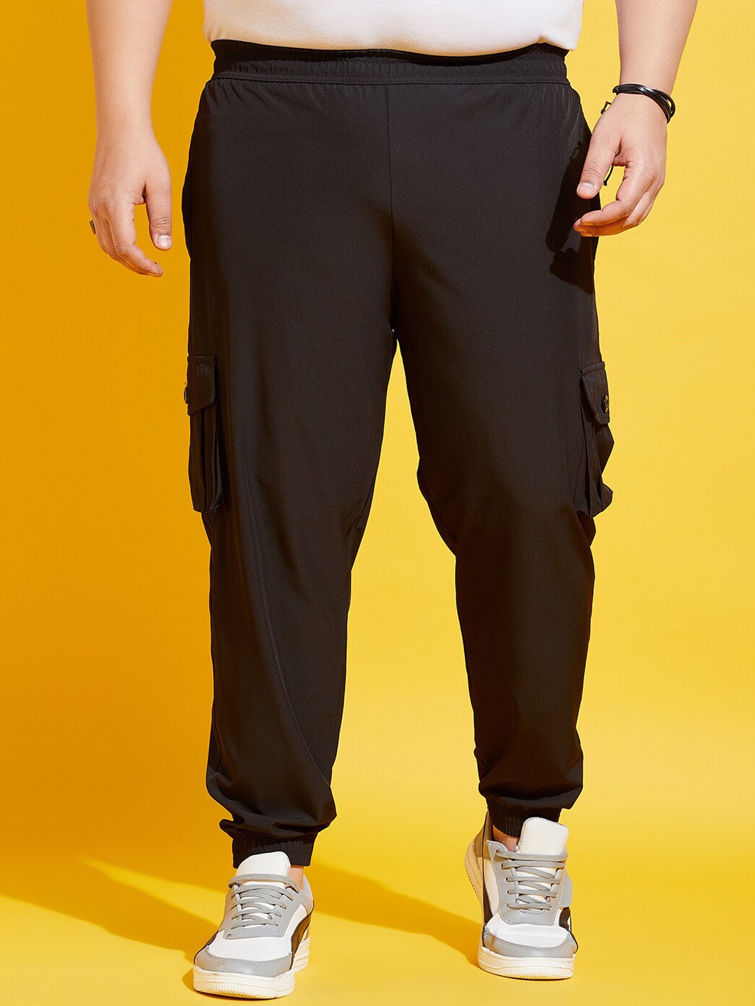 

bigbanana Men Plus Size Mid Rise Cargo Joggers, Black