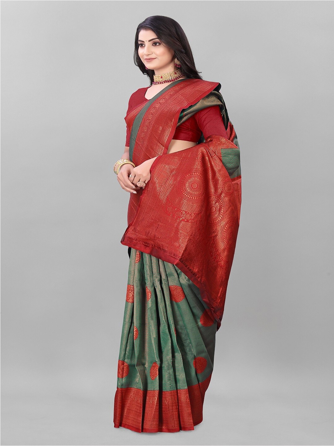 

faxofab Ethnic Motifs Woven Design Zari Kanjeevaram Saree, Green