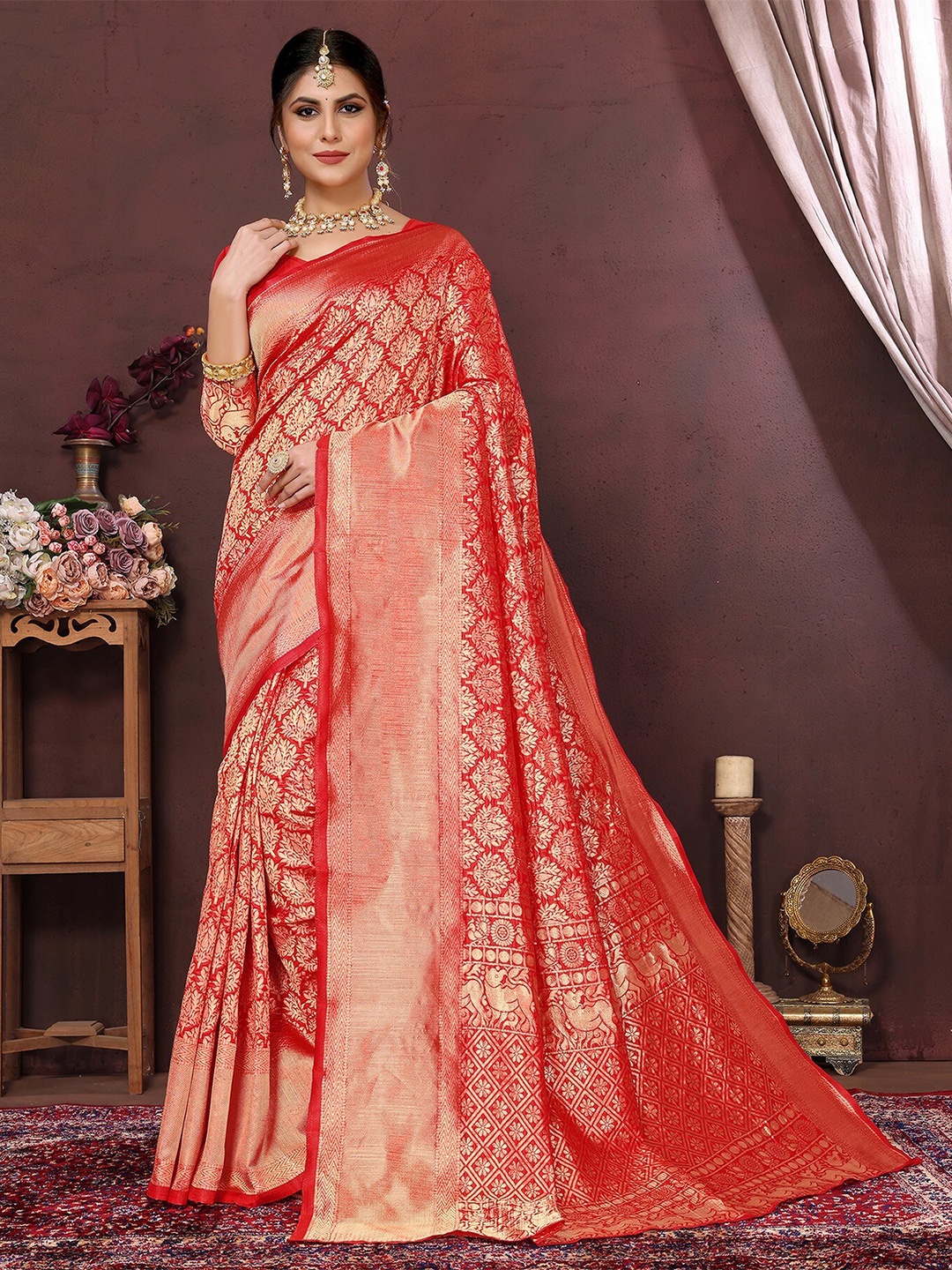 

KALINI Ethnic Motifs Woven Design Zari Banarasi Saree, Red