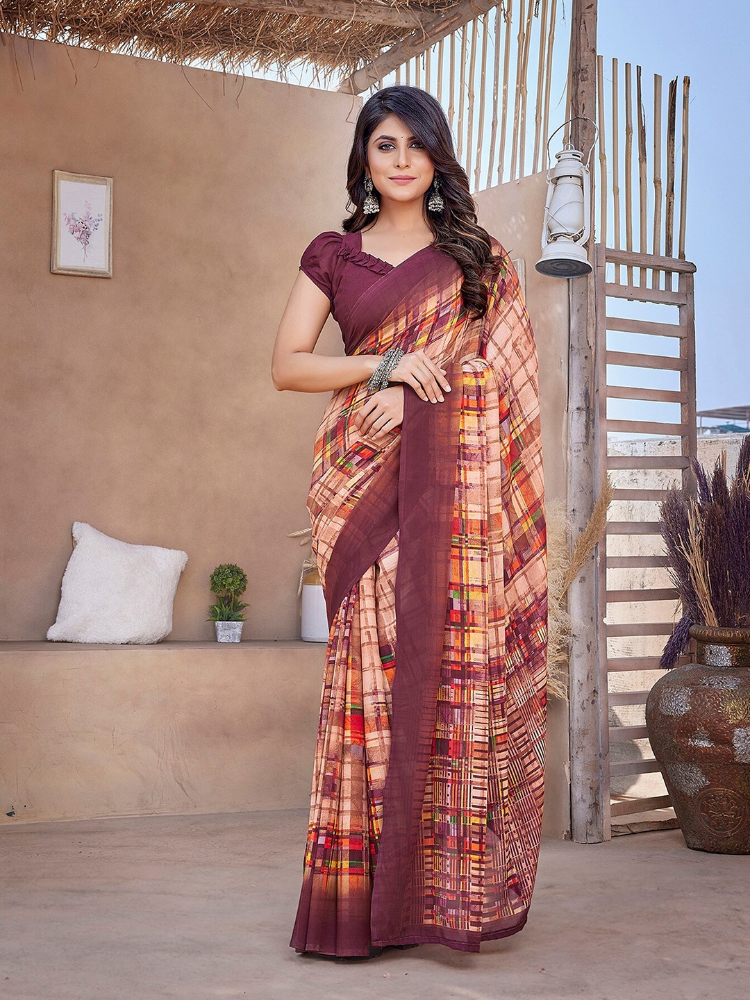 

KALINI Geometric Printed Saree, Cream