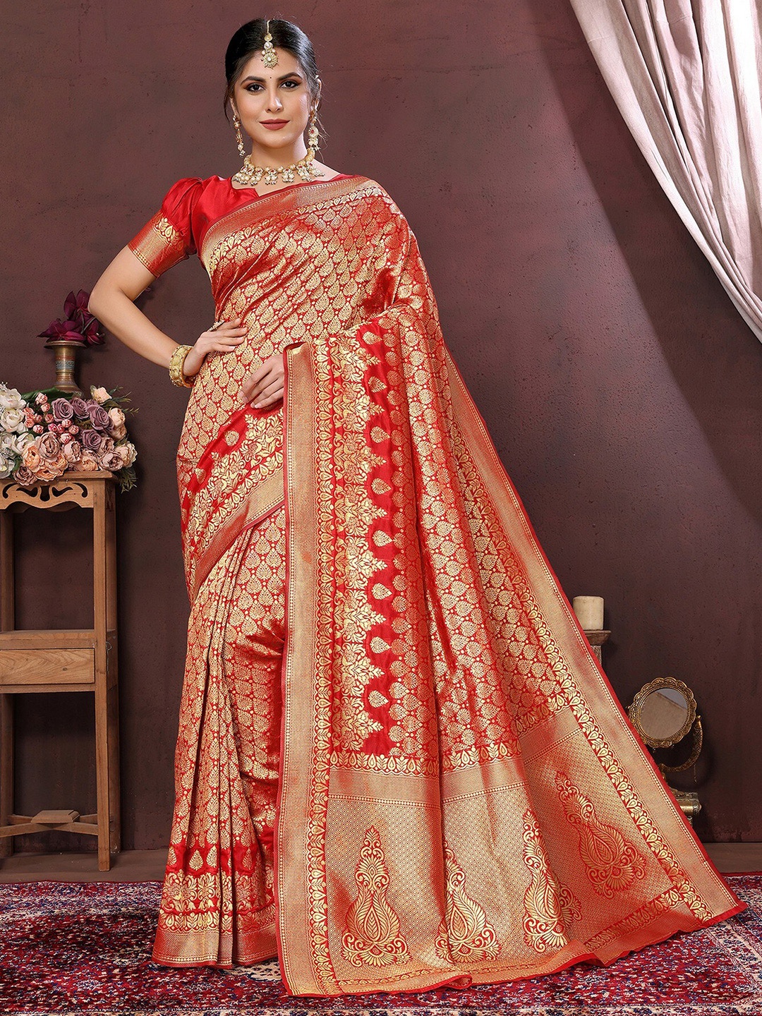 

KALINI Ethnic Motifs Woven Design Zari Banarasi Saree, Red