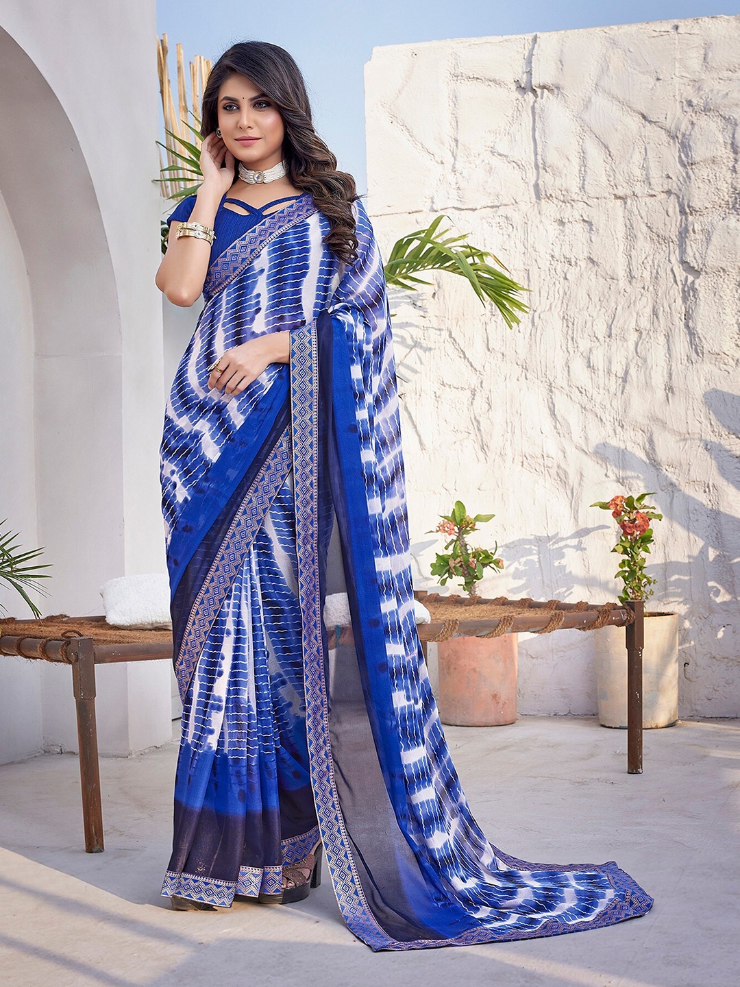 

KALINI Zari Bandhani Geometric Printed Saree, Blue