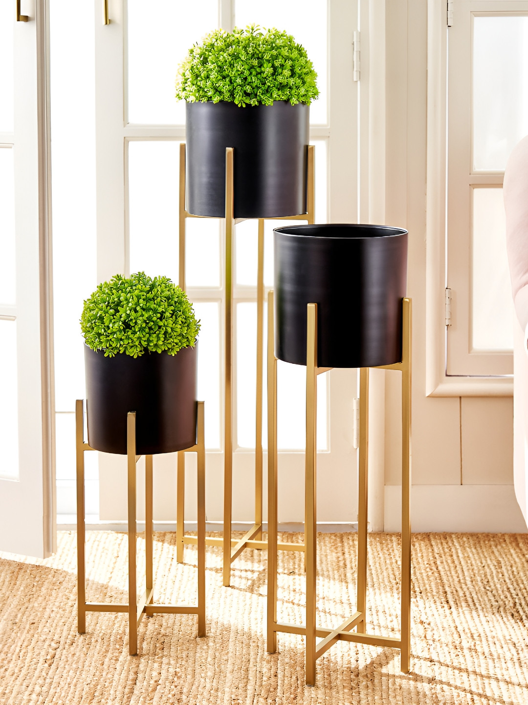 

Home Centre Gold Toned & Black 3 Pieces Metal Planters With Stand