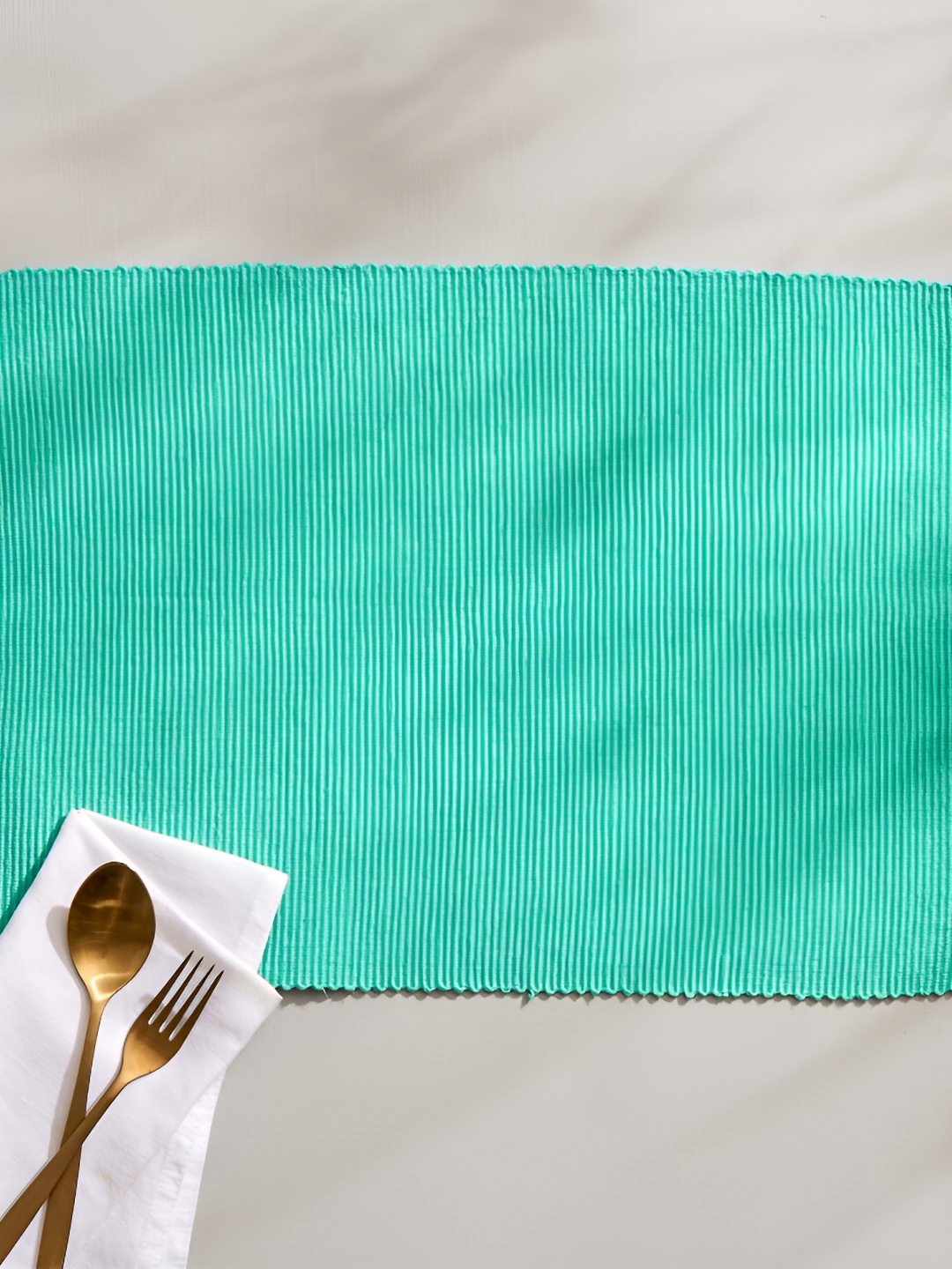 

Home Centre Drake Botanica Teal Green Textured Cotton Table Placemat