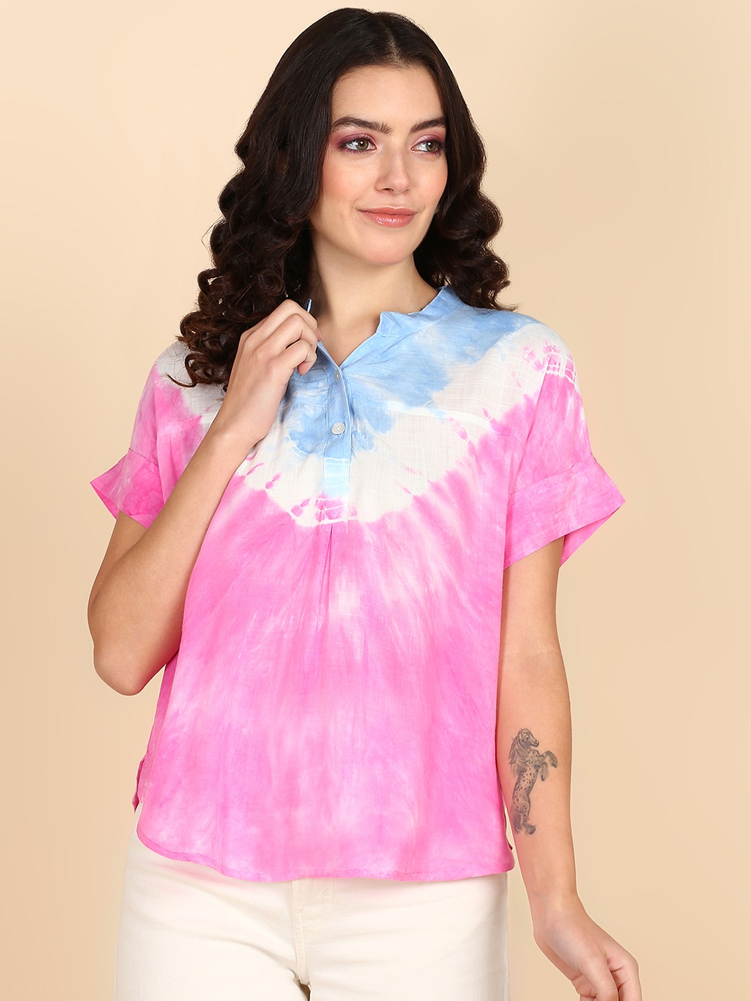 

Maaesa Tie and Dye Mandarin Collar Extended Sleeves Top, Pink