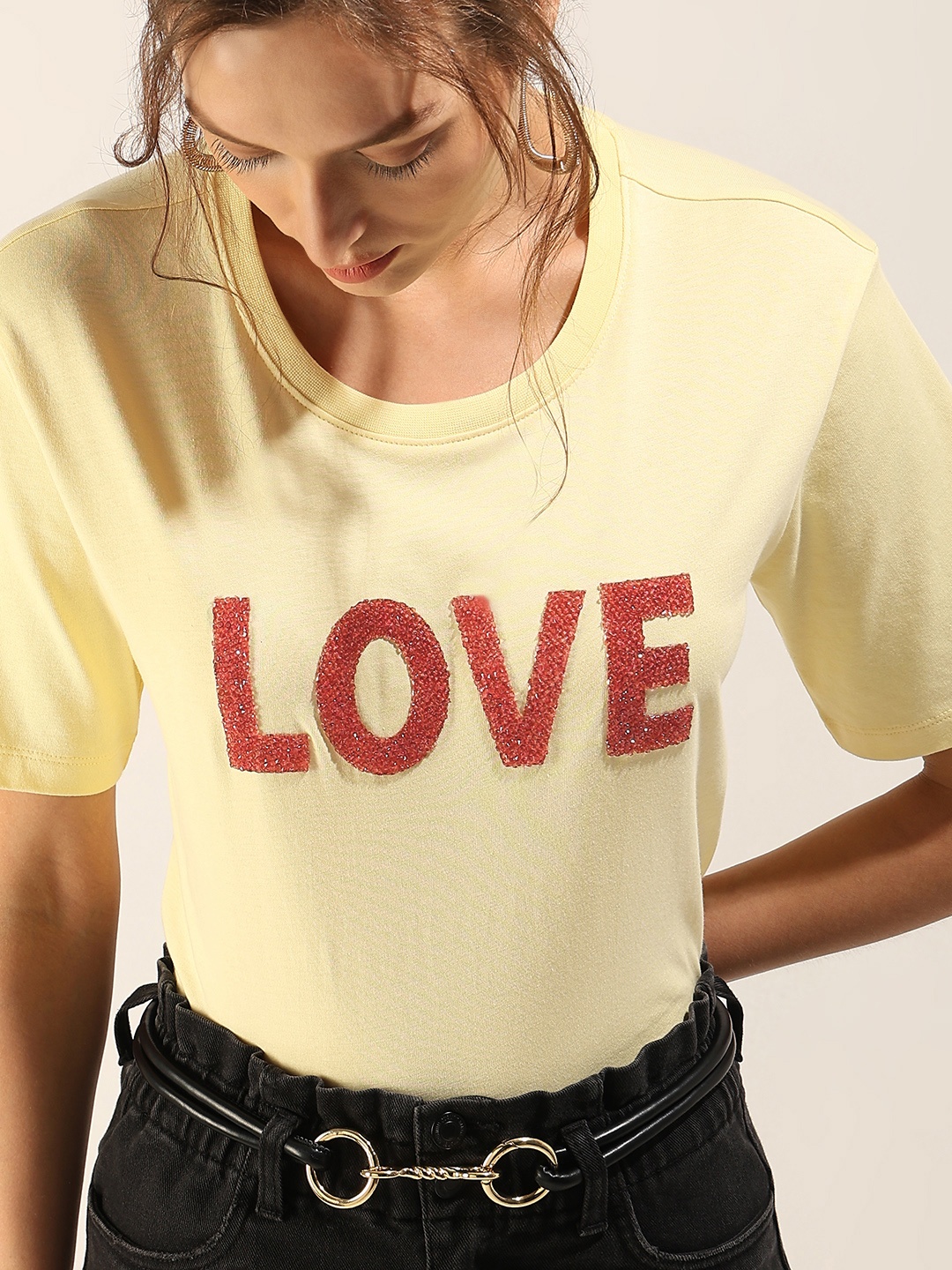 

Vero Moda Typography Printed Round Neck Embellished Cotton T-shirt, Yellow