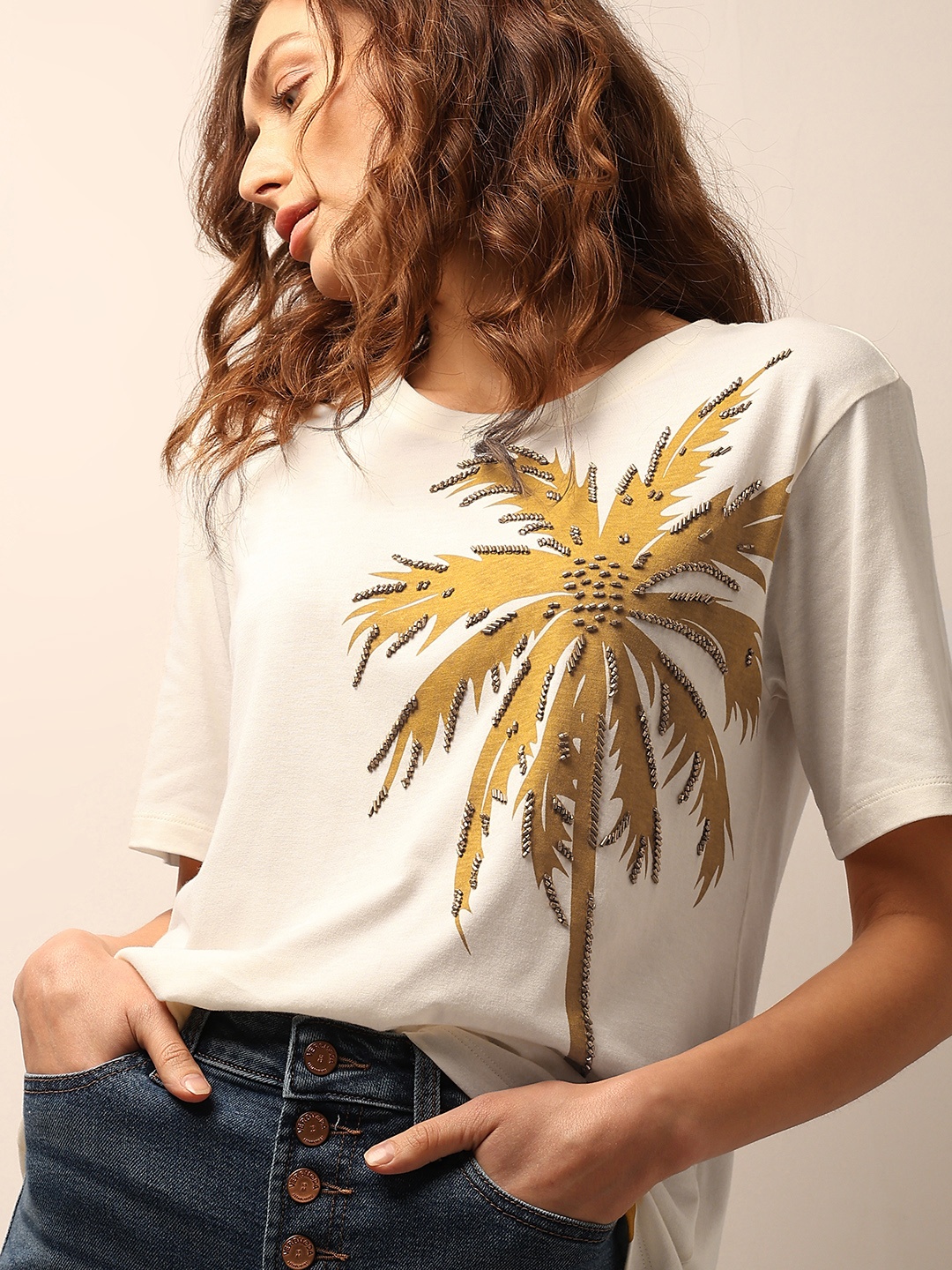 

Vero Moda Graphic Printed Round Neck Embellished T-shirt, Cream