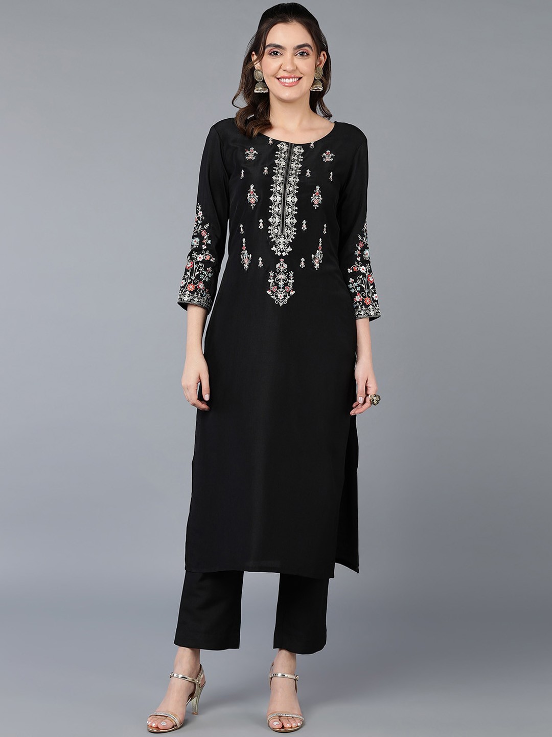 

KALINI Floral Embroidered Round Neck Straight Kurta, Black