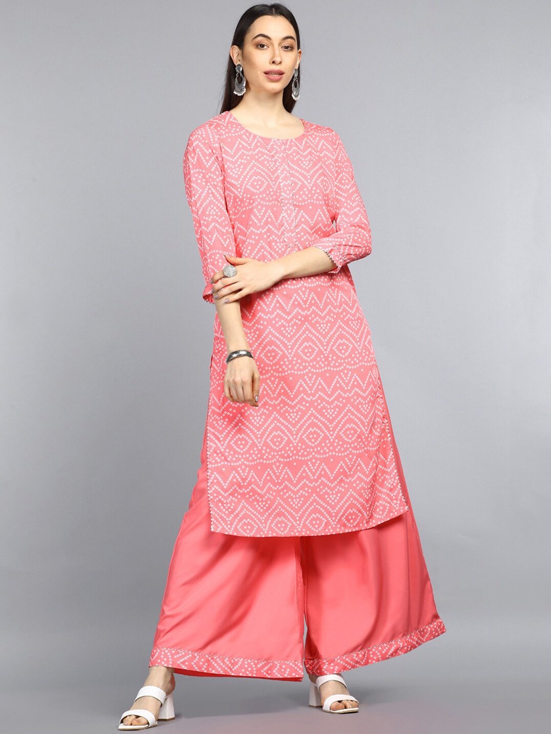 

KALINI Bandhani Printed Regular Gotta Patti Kurta With Palazzos, Coral