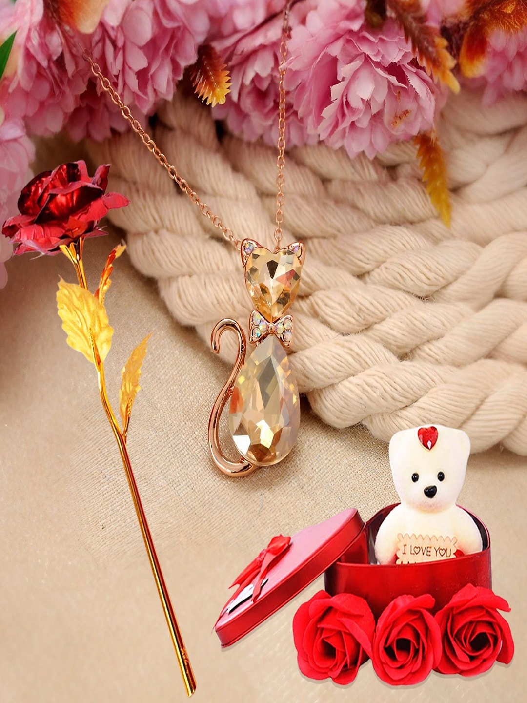 

UNIVERSITY TRENDZ Red & Gold Toned 3 Pieces Valentines Gift Set