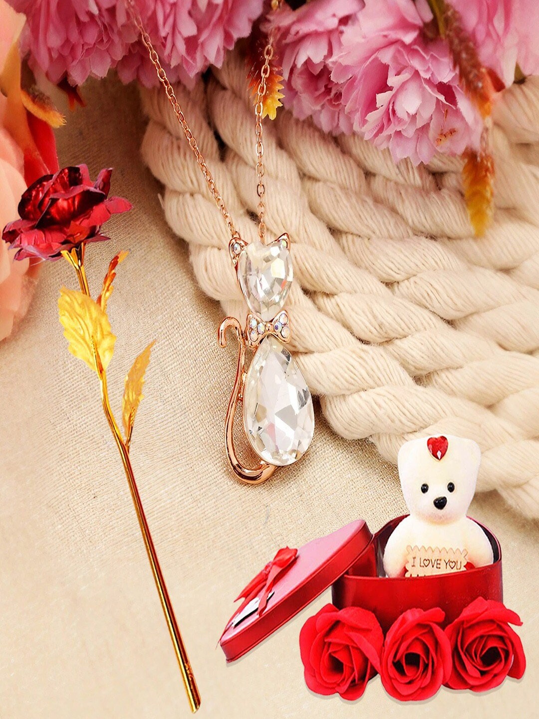 

UNIVERSITY TRENDZ Red & Gold Toned 3 Pieces Valentines Gift Set