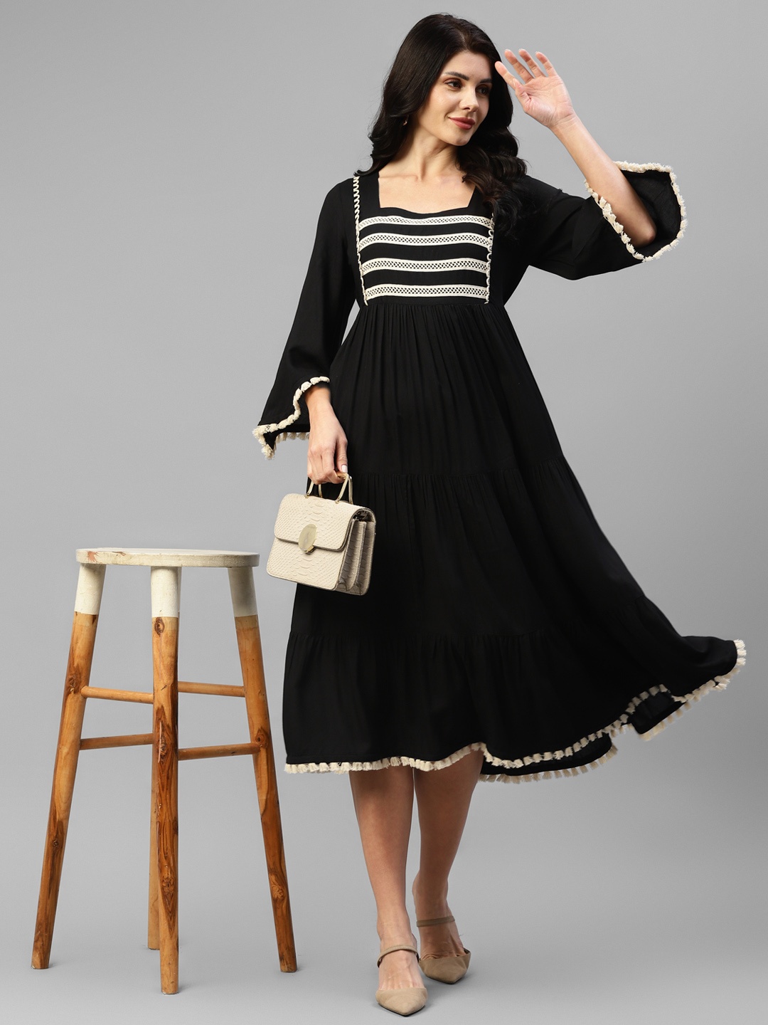 

DEEBACO Bell Sleeves Tiered A-Line Midi Dress, Black