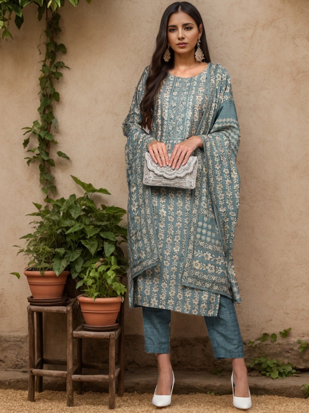 

KALINI Floral Printed Thread Work Kurta & Trousers With Dupatta, Grey