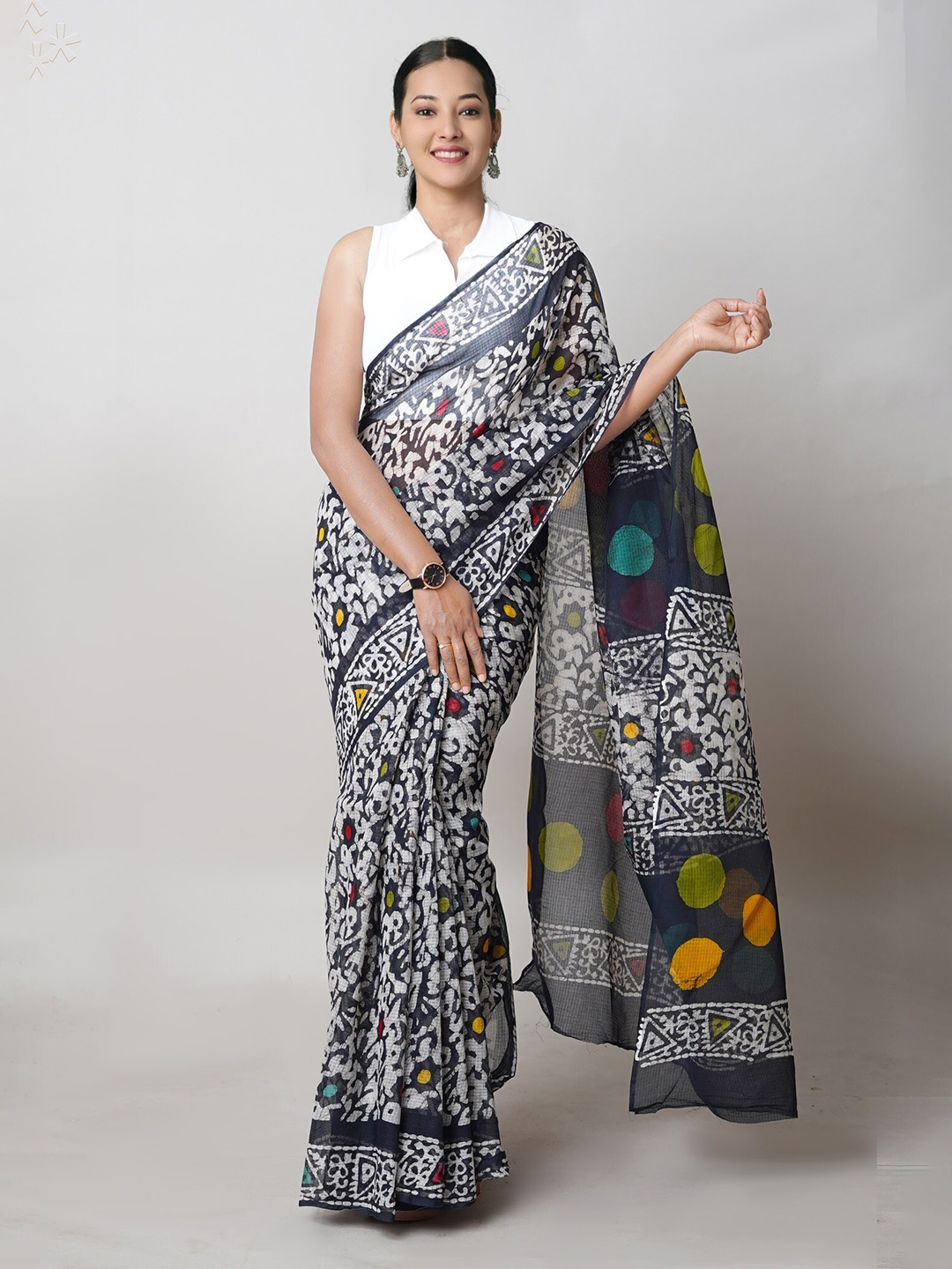 

Unnati Silks Batik Printed Pure Cotton Handloom Kota Saree, Black