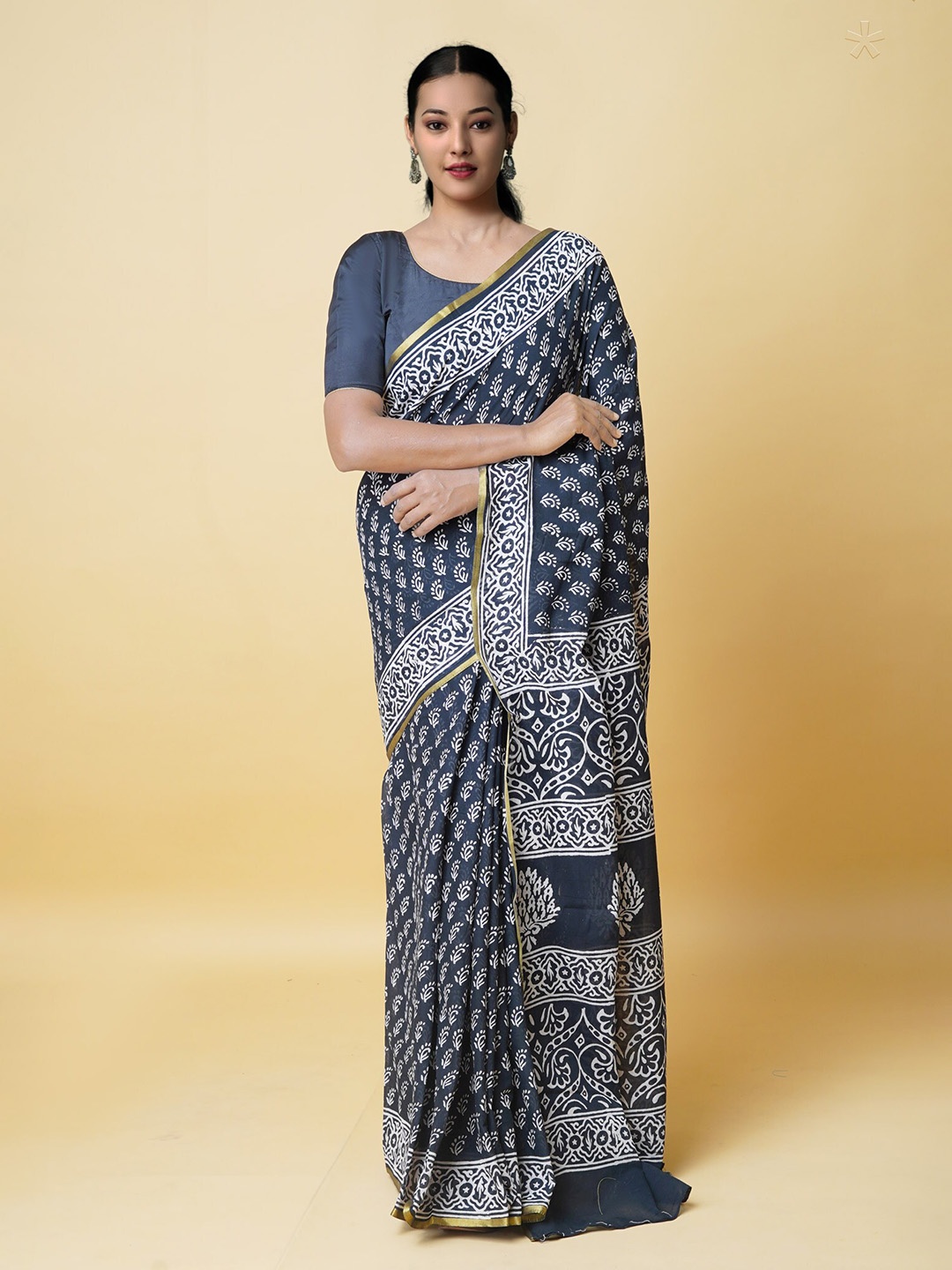 

Unnati Silks Ethnic Motifs Zari Mulmul Cotton Handloom Block Print Saree, Blue