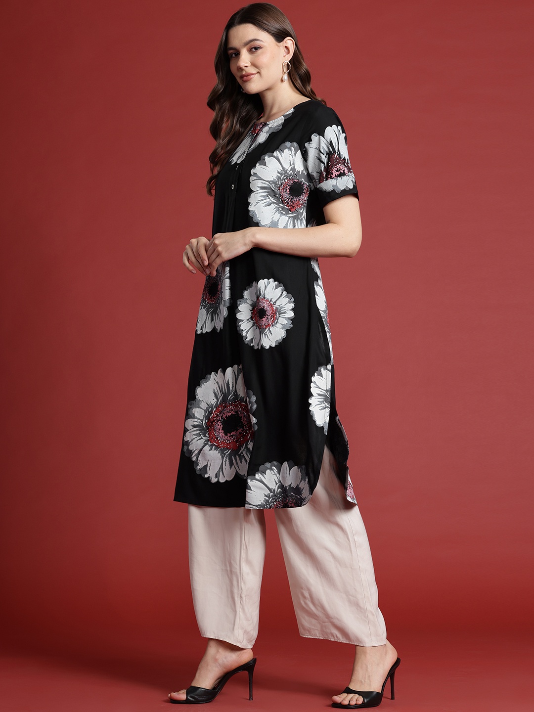 

all about you Floral Printed Kurta, Black