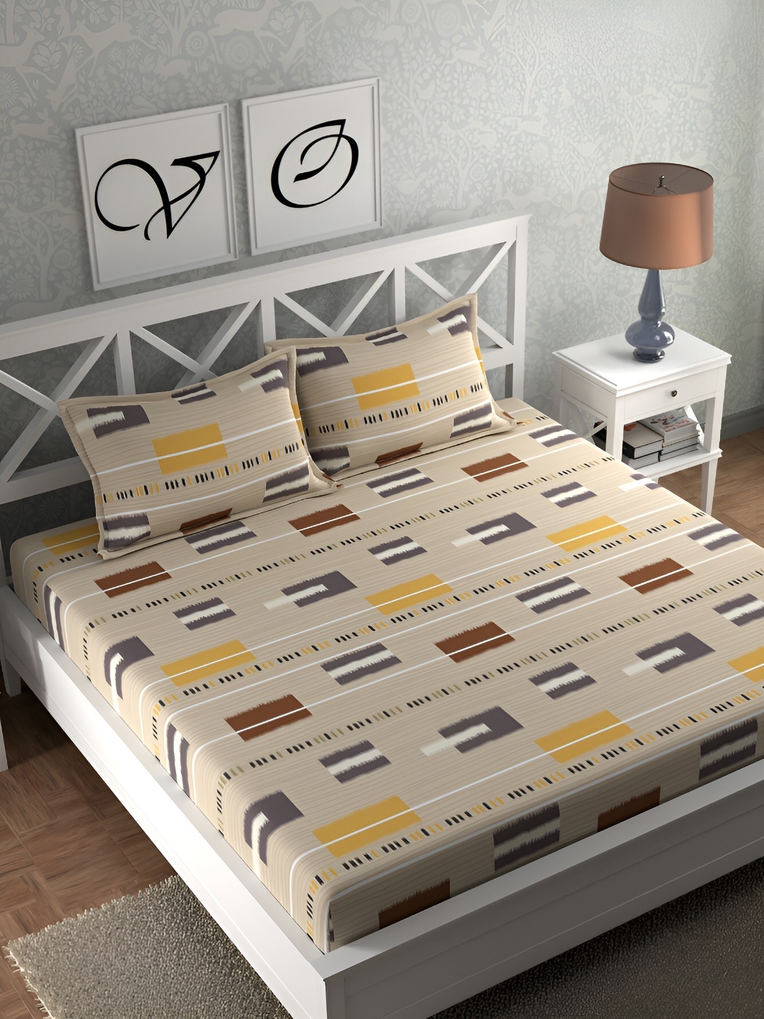 

CG HOMES Beige & Brown Geometric 160 TC Queen Bedsheet with 2 Pillow Covers