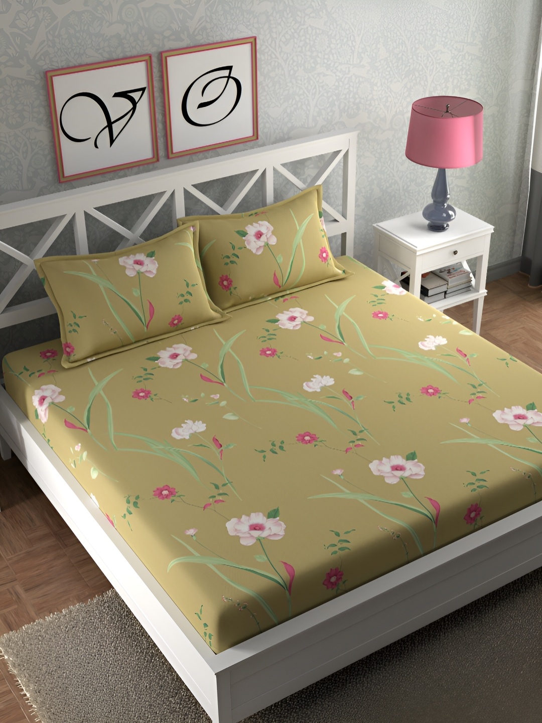 

CG HOMES Green & White Floral Cotton 160 TC Queen Bedsheet With 2 Pillow Covers