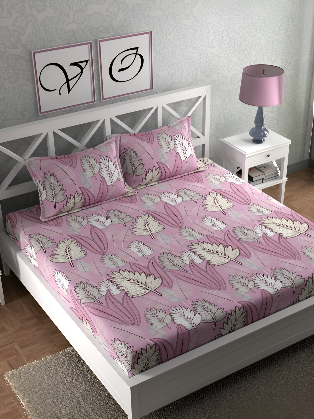 

CG HOMES Purple & White Floral Cotton 160 TC Queen Bedsheet with 2 Pillow Covers