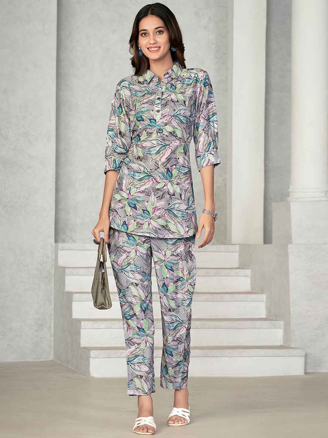 

NAINVISH Floral Printed Top With Trousers, Grey
