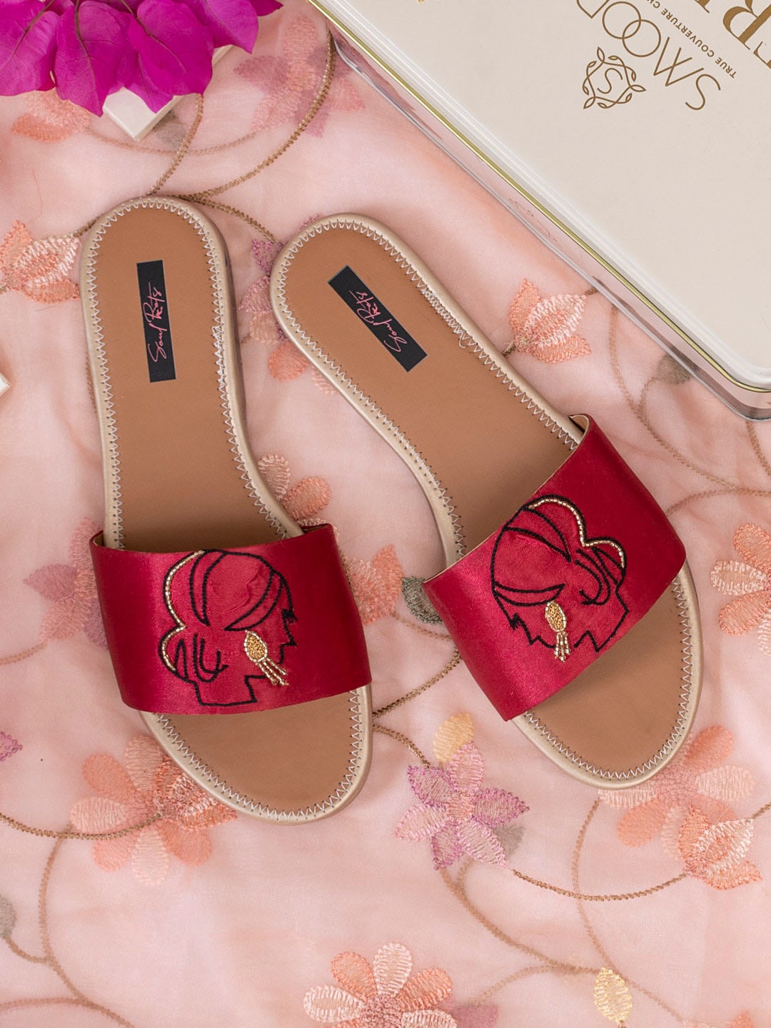 

Soul Roots Embellished Open Toe Flats, Gold