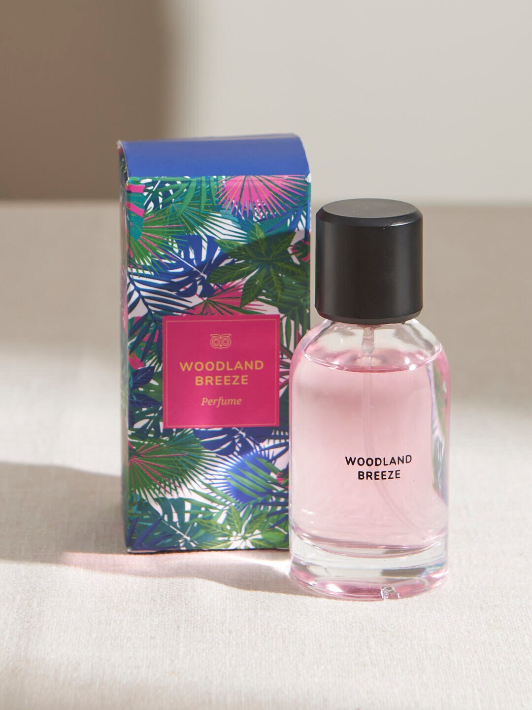 

Chumbak Breeze Stroll Perfume - 50ml, Pink