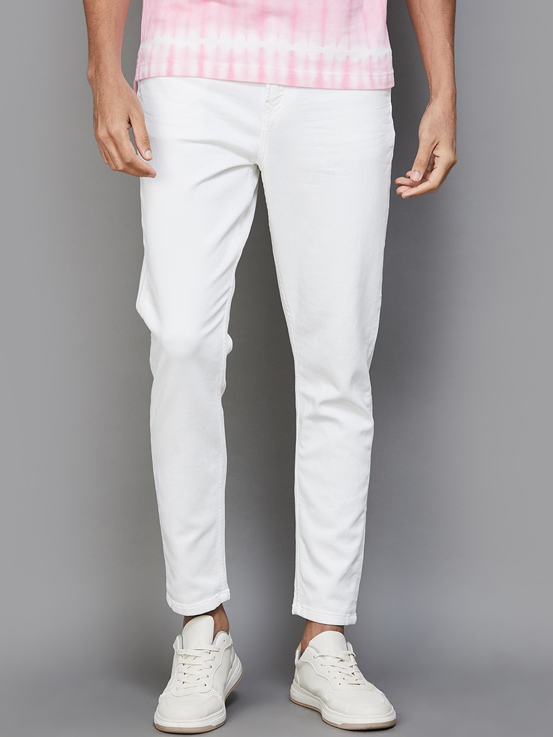 

Forca by Lifestyle Men Mid-Rise Clean Look Stretchable Jeans, White