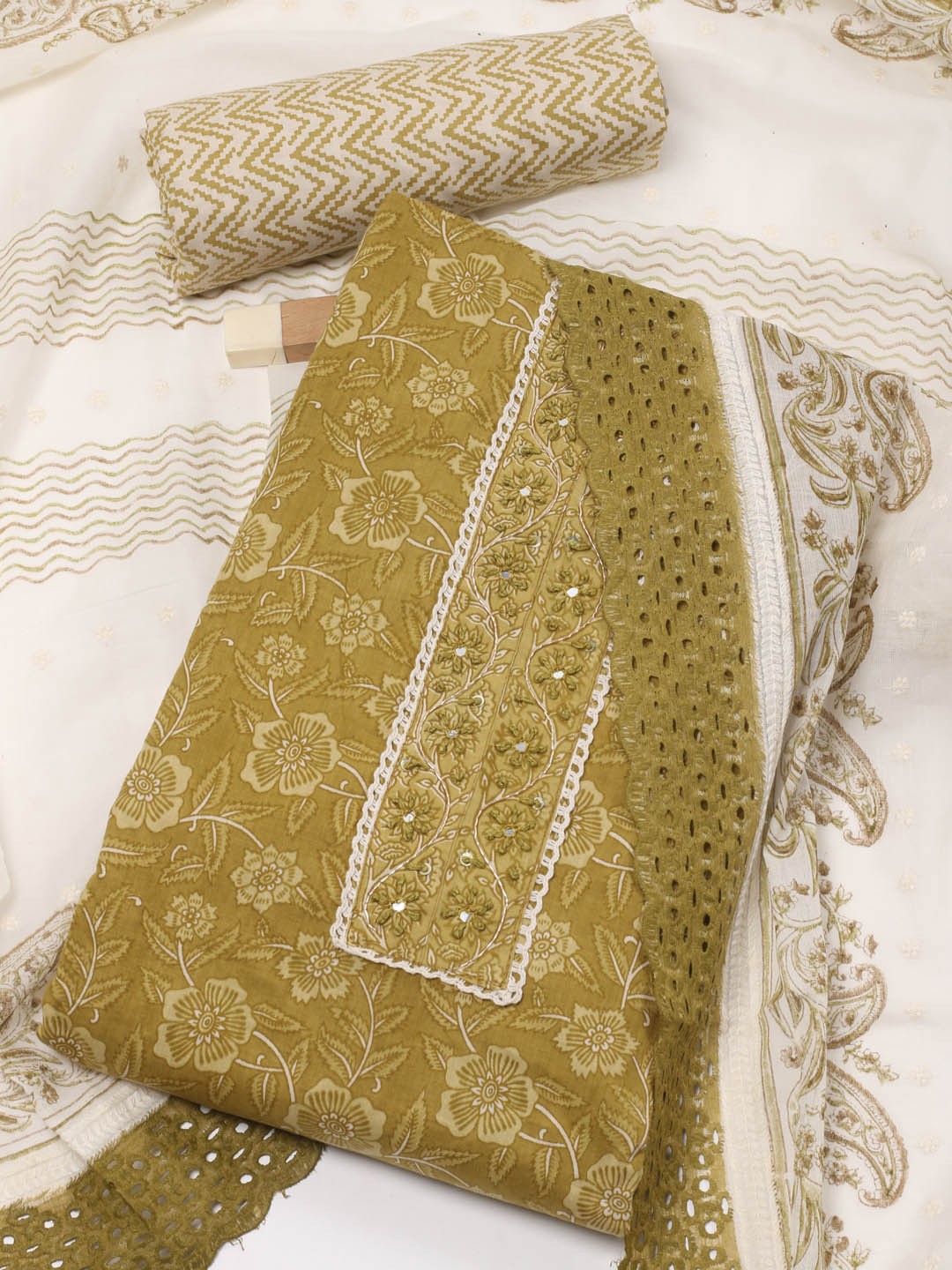 

Meena Bazaar Floral Printed Unstitched Dress Material, Mustard