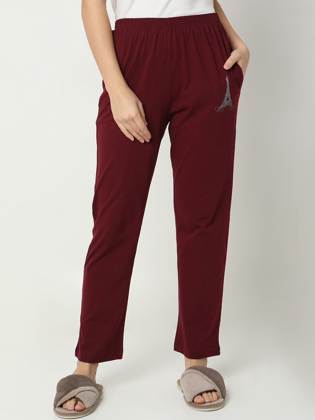 

Smarty Pants Women Mid-Rise Straight Lounge Pants, Maroon