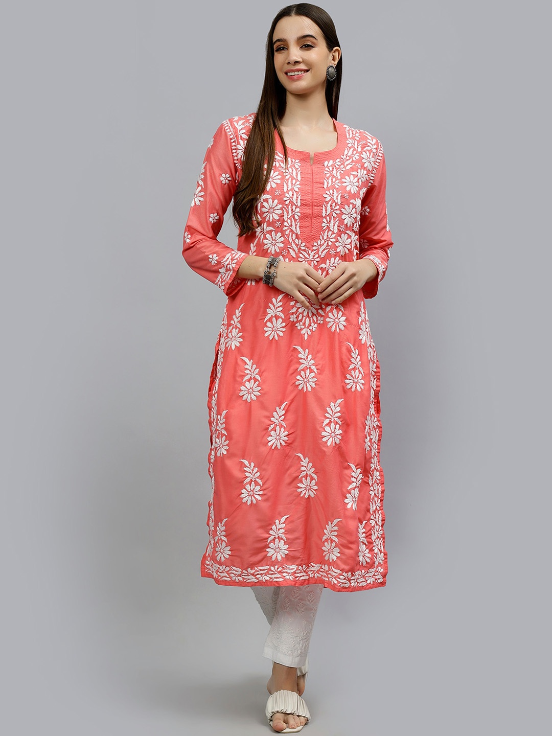 

Seva Chikan Floral Embroidered Chikankari Straight Kurta, Peach