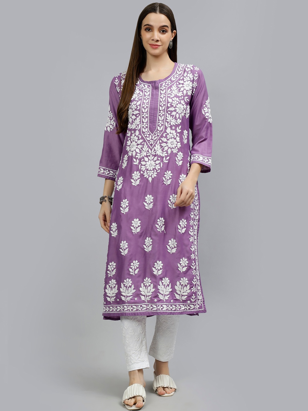 

Seva Chikan Floral Embroidered Round Neck Lucknowi Chikankari Straight Kurta, Mauve