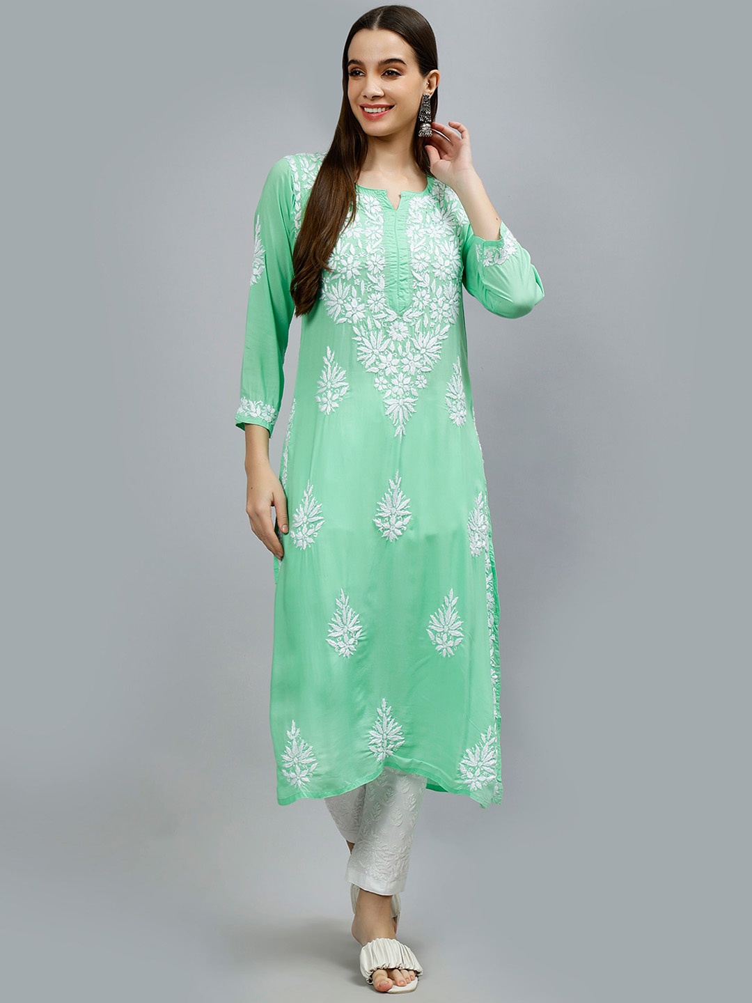 

Seva Chikan Floral Embroidered Notched Neck Thread Work Straight Kurta, Sea green