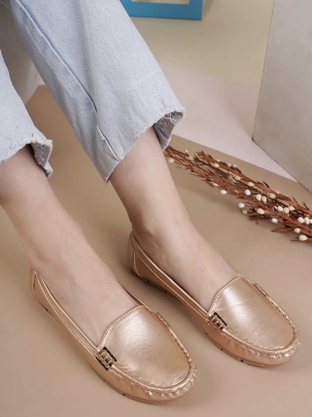 

Get Glamr Women Round Toe Loafers, Rose gold