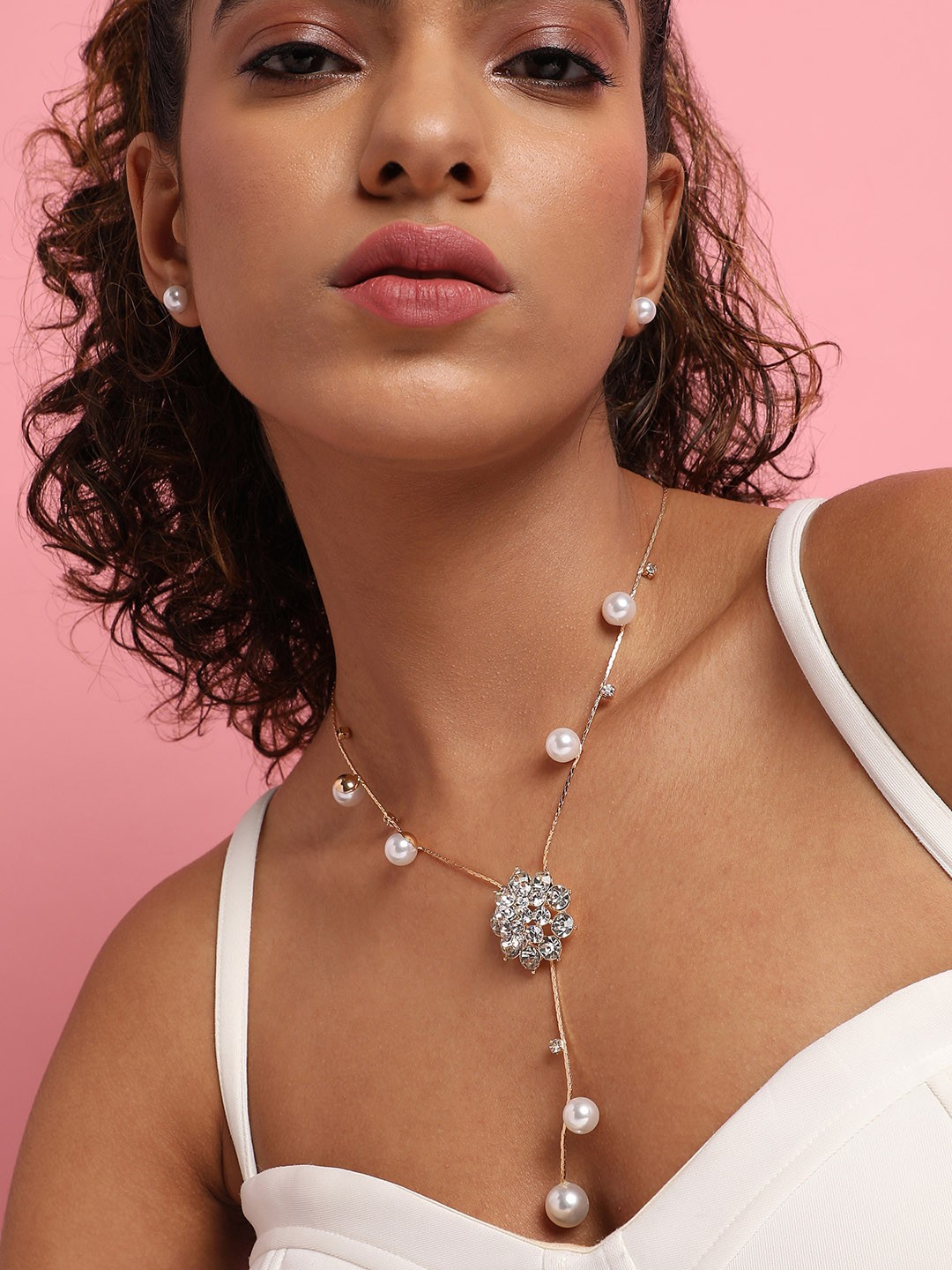 

SOHI Chalice Stone Studded Necklace, Silver