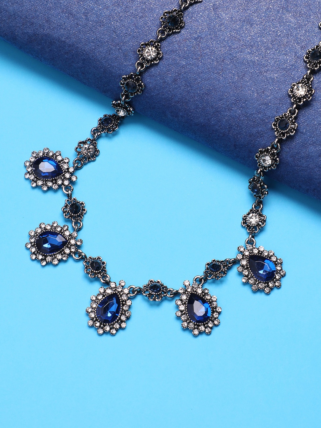 

SOHI Artificial Stones Silver Plated Oxidised Necklace