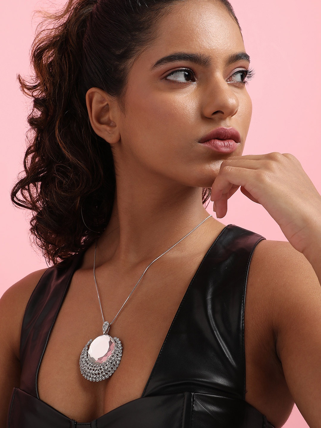 

SOHI Silver-Plated Pendant With Chain