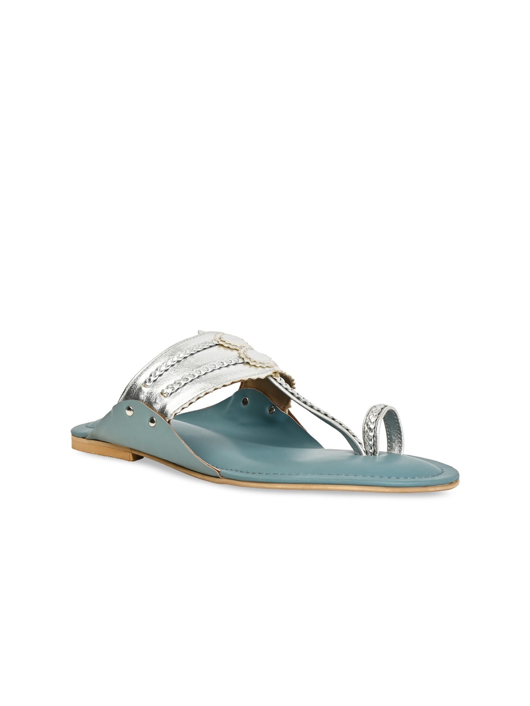 

Rocia Textured One Toe Flats, Silver